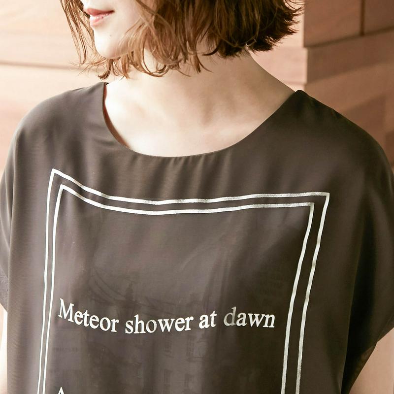 前身頃シフォン使いフレンチスリーブプリントＴシャツ