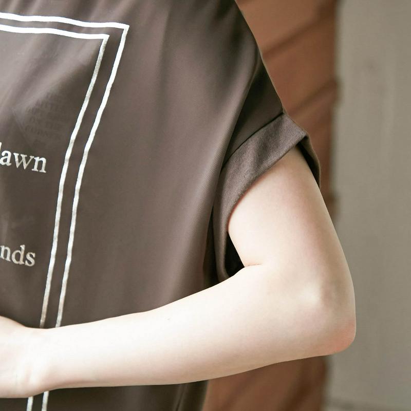 前身頃シフォン使いフレンチスリーブプリントＴシャツ