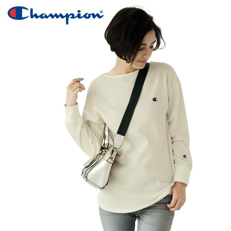 楽ちん＆女性らいしいシルエットのボートネックサーマルＴシャツ（チャンピオン/Champion）