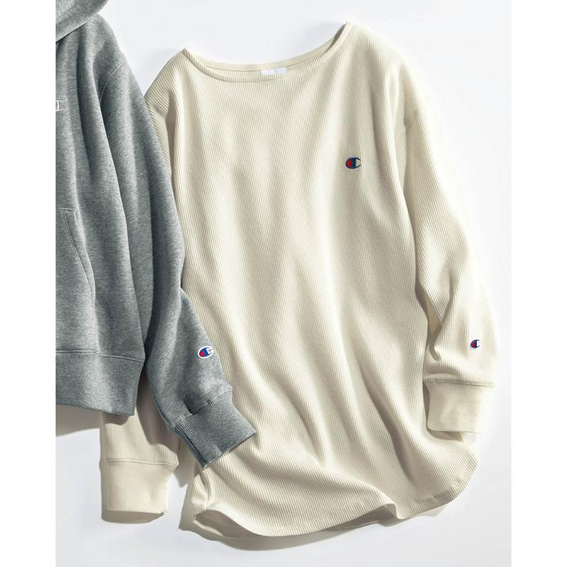 楽ちん＆女性らいしいシルエットのボートネックサーマルＴシャツ（チャンピオン/Champion）