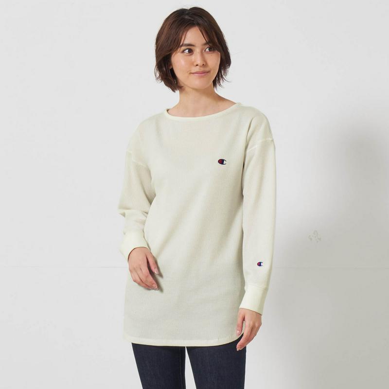 楽ちん＆女性らいしいシルエットのボートネックサーマルＴシャツ（チャンピオン/Champion）