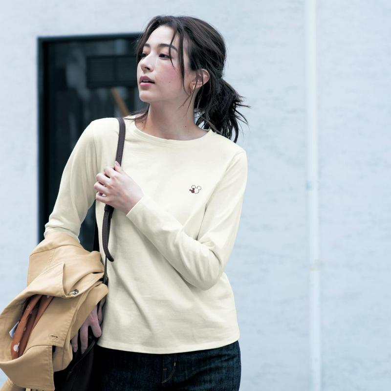 ワンポイント長袖Ｔシャツ【Ｓ～ＬＬ】「ミッキーモチーフ」（ディズニー）
