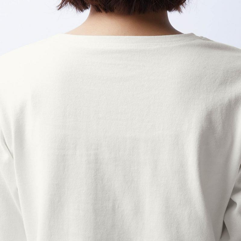 ワンポイント長袖Ｔシャツ【Ｓ～ＬＬ】「ミッキーモチーフ」（ディズニー）