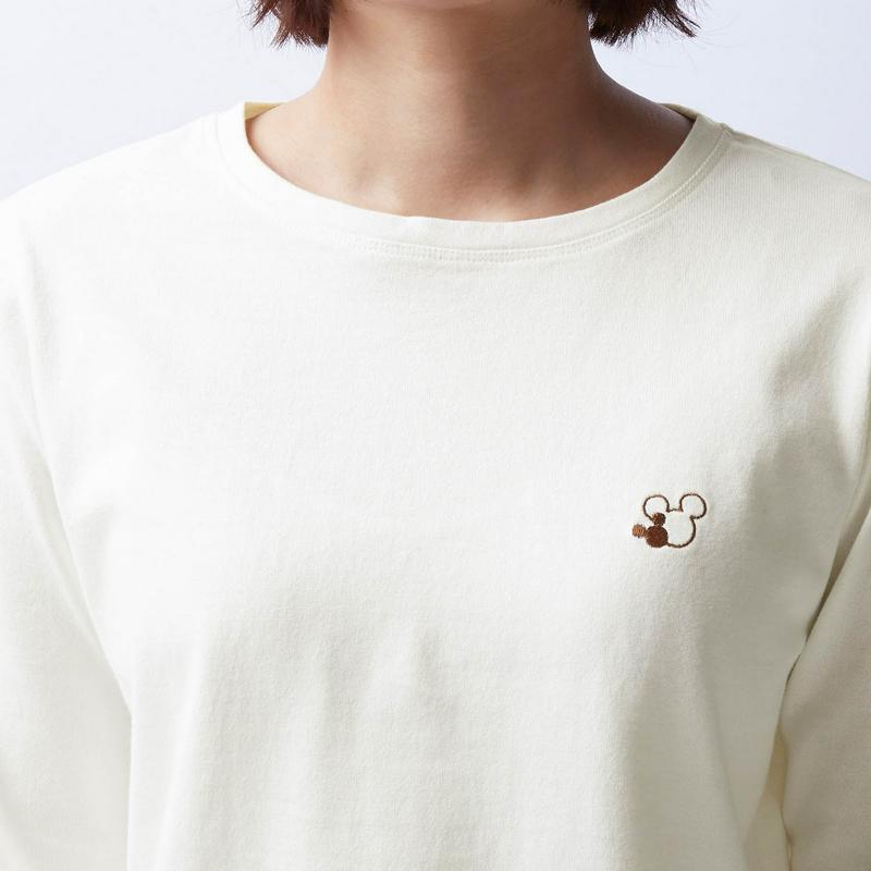 ワンポイント長袖Ｔシャツ【Ｓ～ＬＬ】「ミッキーモチーフ」（ディズニー）