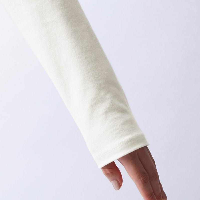 ワンポイント長袖Ｔシャツ【Ｓ～ＬＬ】「ミッキーモチーフ」（ディズニー）