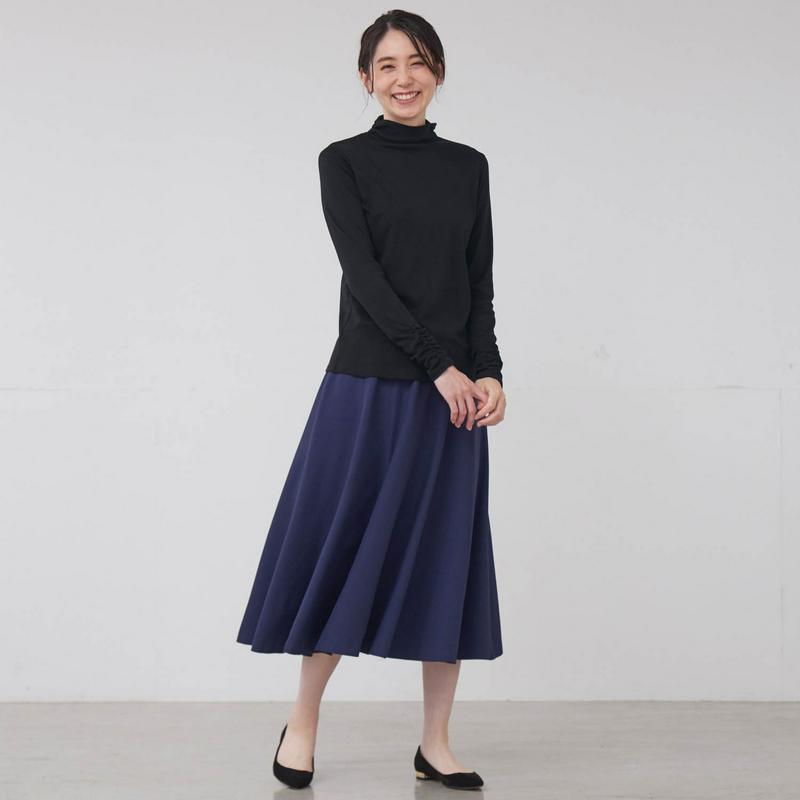 マリンコラーゲン加工のなめらかなボトルネックプルオーバー［日本製］（花笑むとき／hana emu toki）