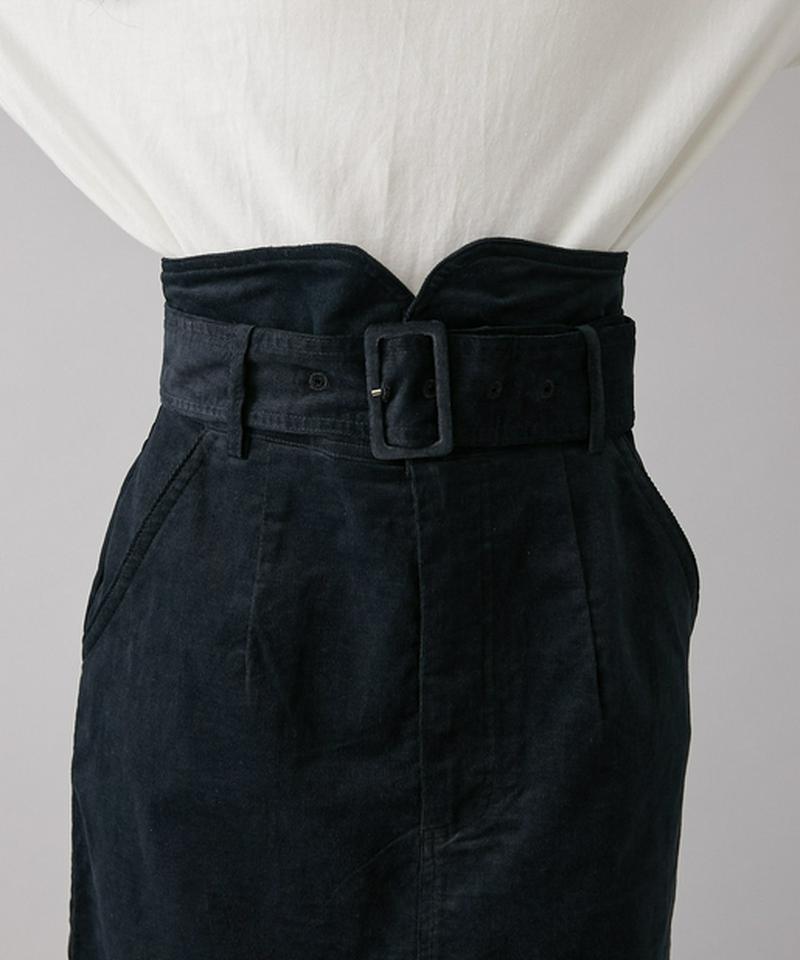 ぺプラムベルト付きペンシルスカート