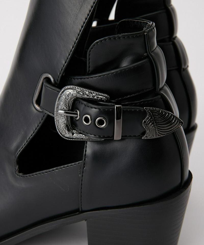 バックルシューズ