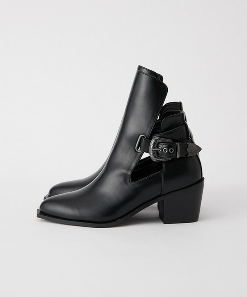 バックルシューズ