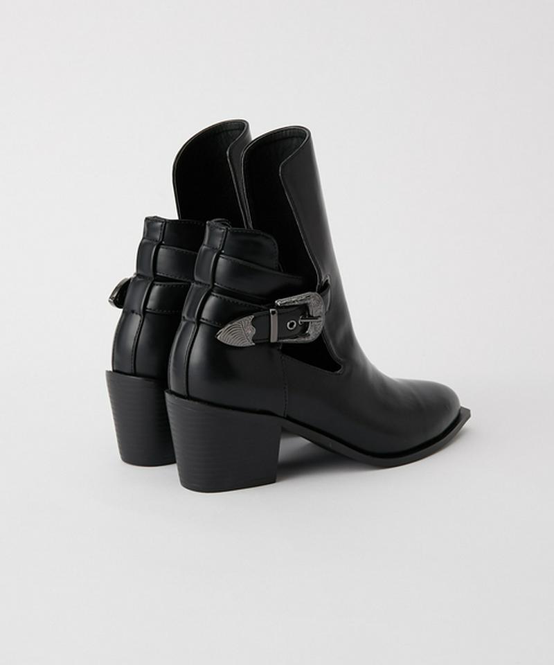 バックルシューズ