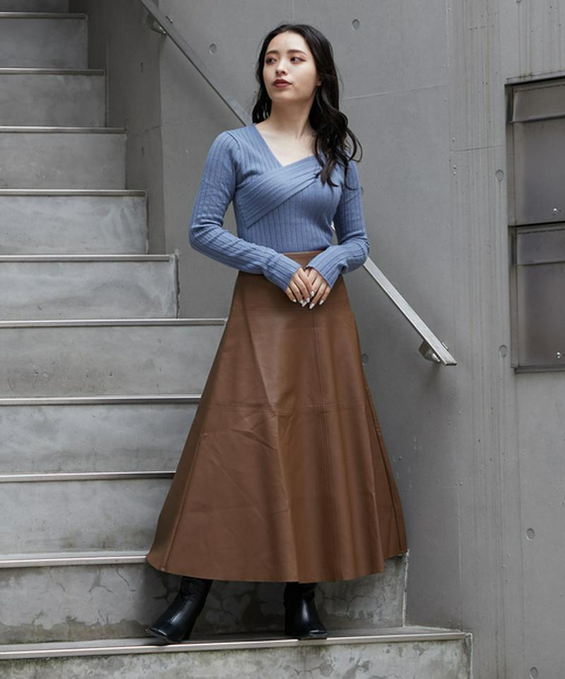 フロントベルトニット