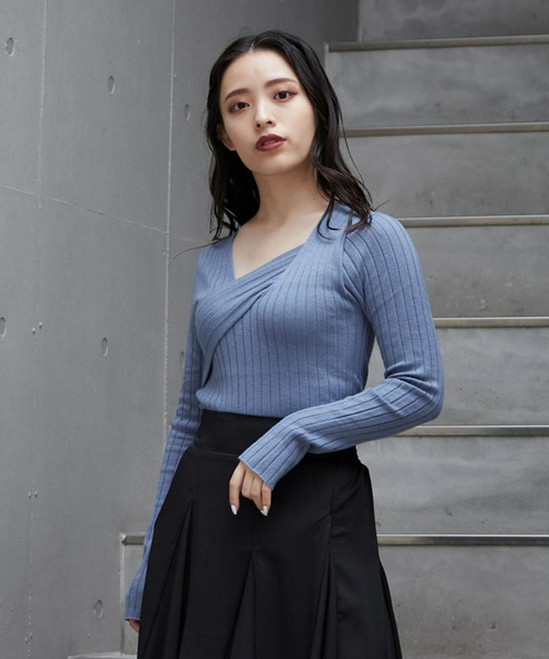 フロントベルトニット