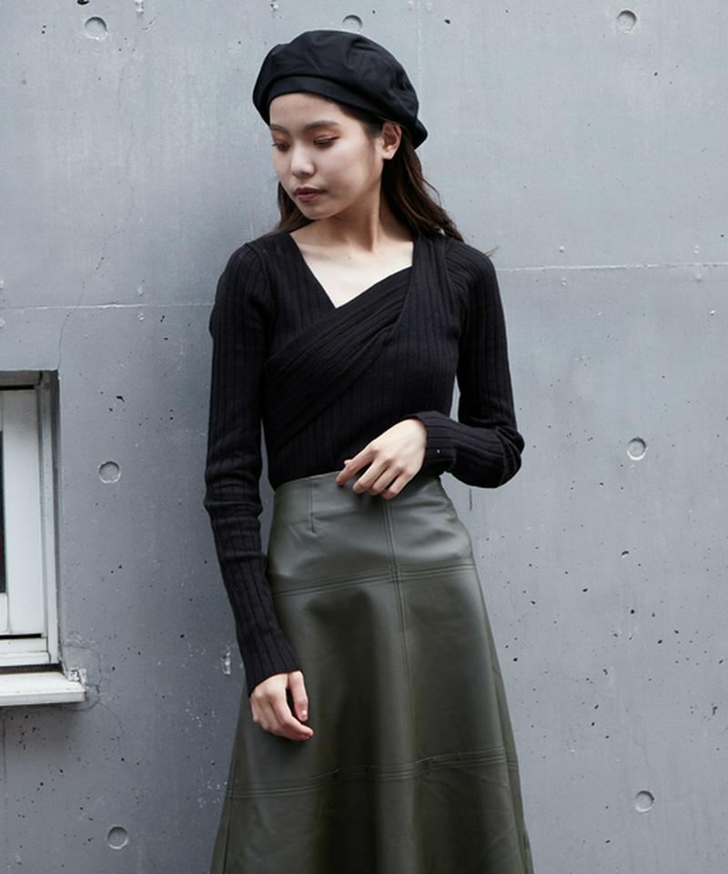 フロントベルトニット