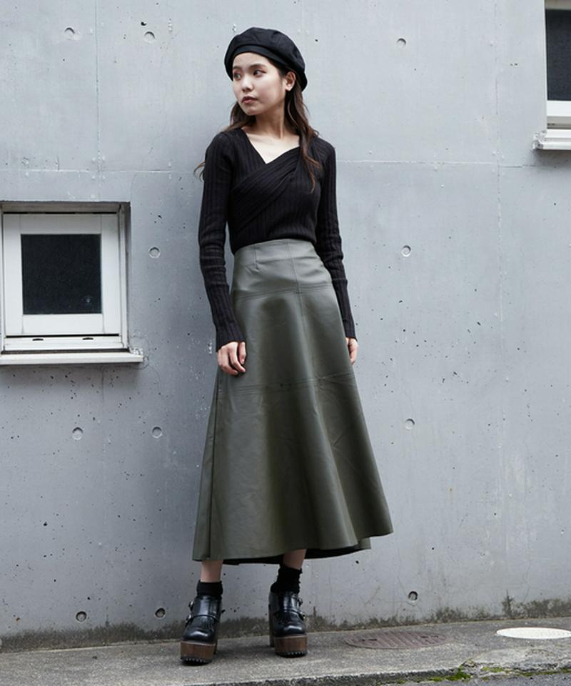 フロントベルトニット