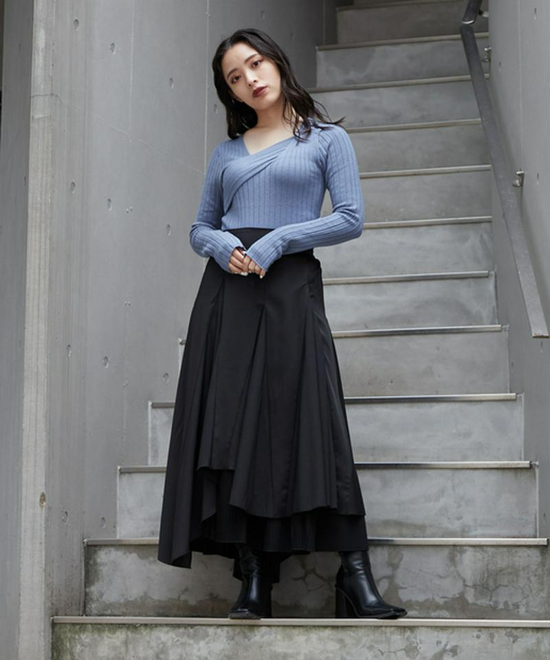 フロントベルトニット