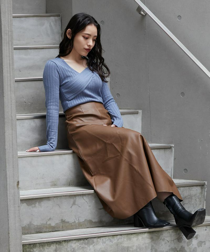 フロントベルトニット