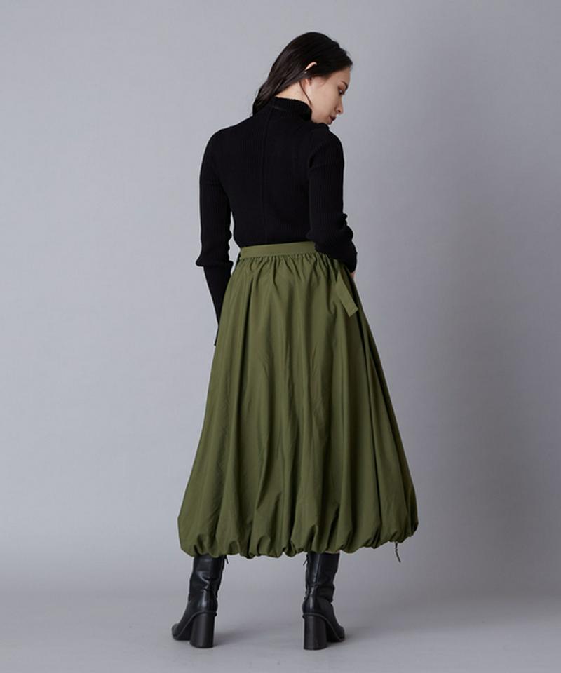 ポケットベルト付きバルーンスカート
