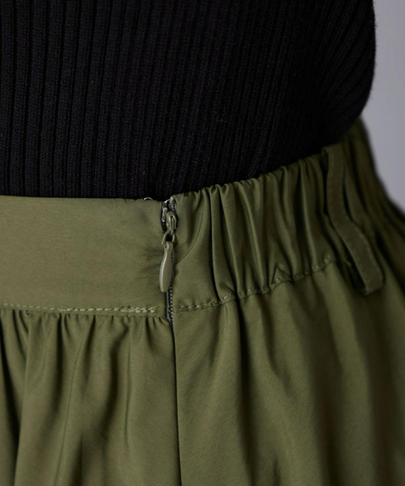 ポケットベルト付きバルーンスカート