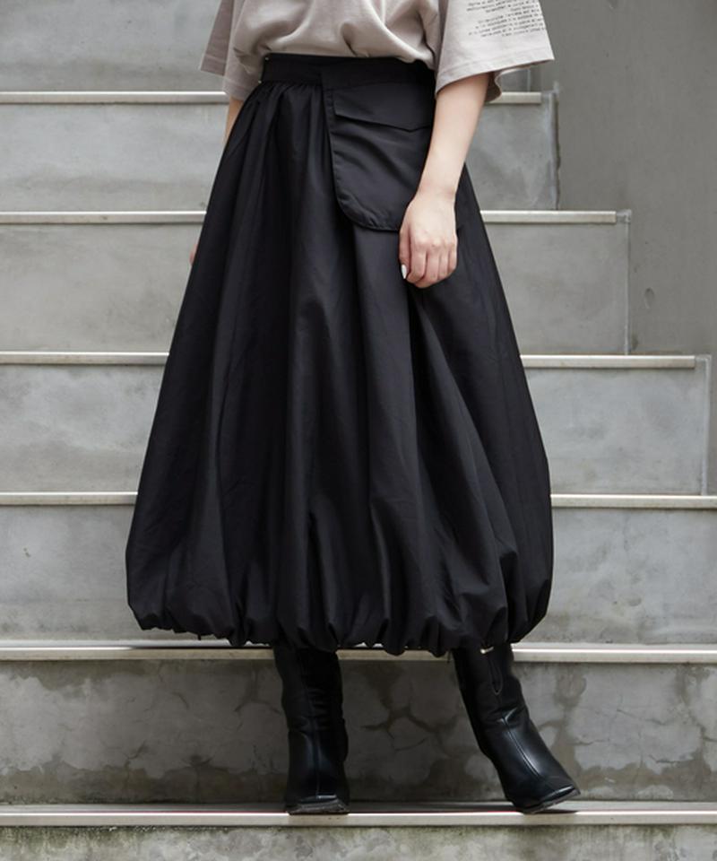 ポケットベルト付きバルーンスカート