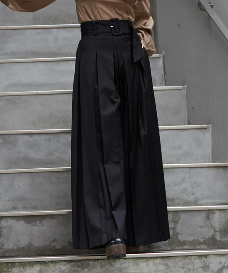 ボックスプリーツワイドパンツ