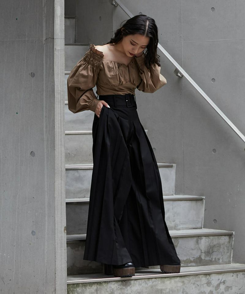 ボックスプリーツワイドパンツ