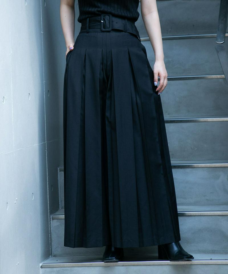 ボックスプリーツワイドパンツ
