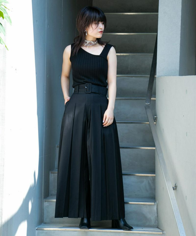 ボックスプリーツワイドパンツ