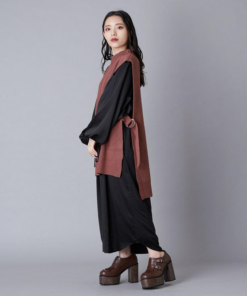 サテンロングワンピース