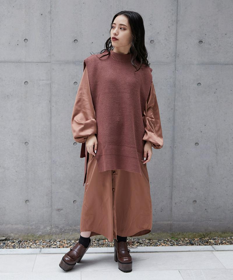 サテンロングワンピース