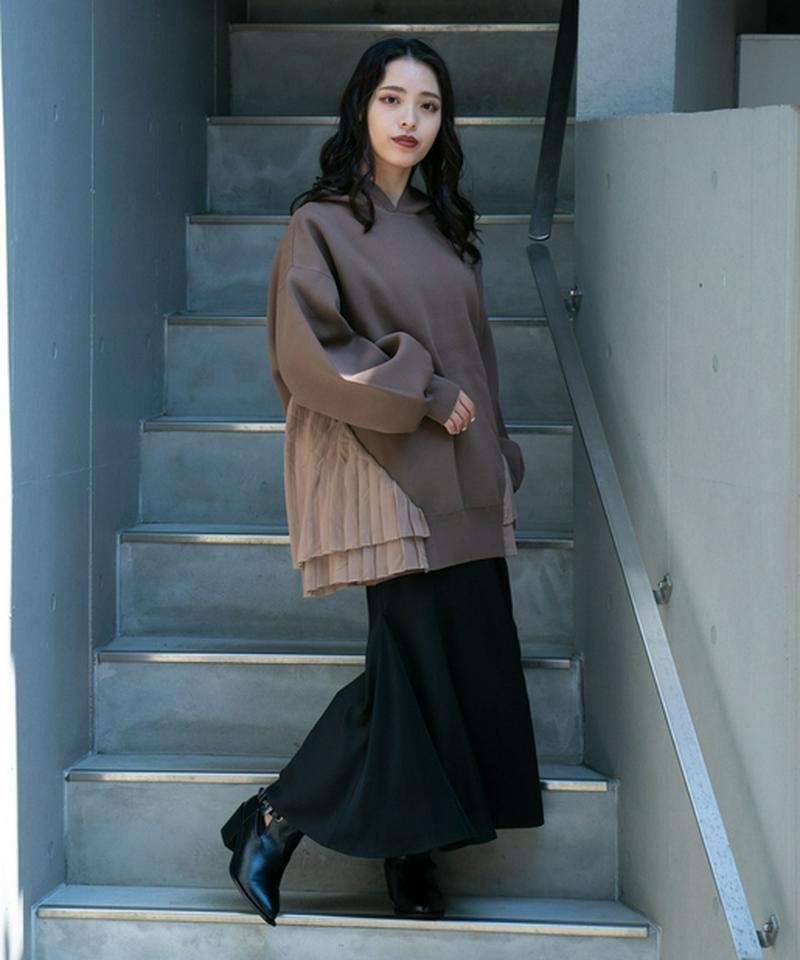 プリーツドッキングニットフーディー