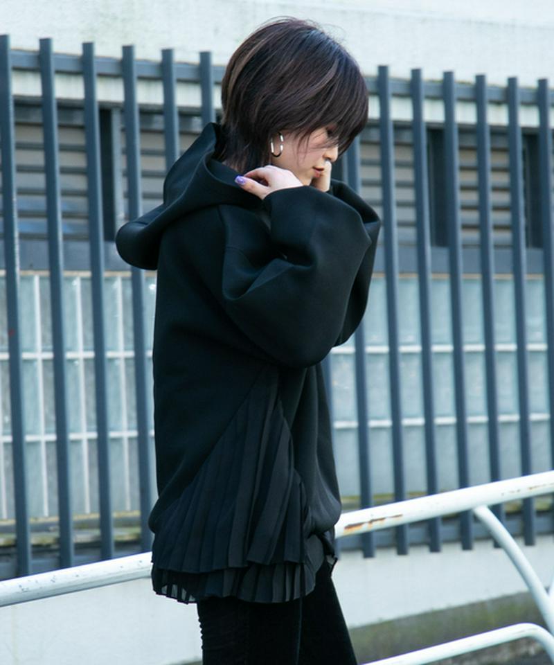 プリーツドッキングニットフーディー