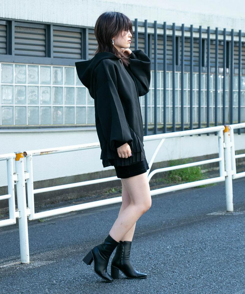 プリーツドッキングニットフーディー