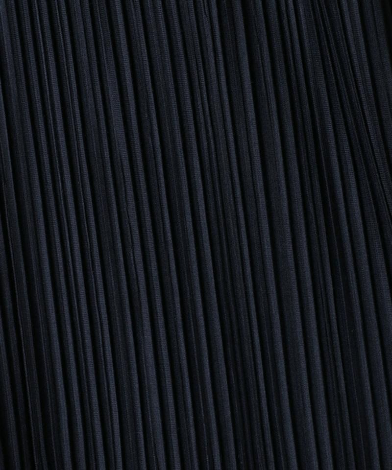 プリーツルーズパンツ