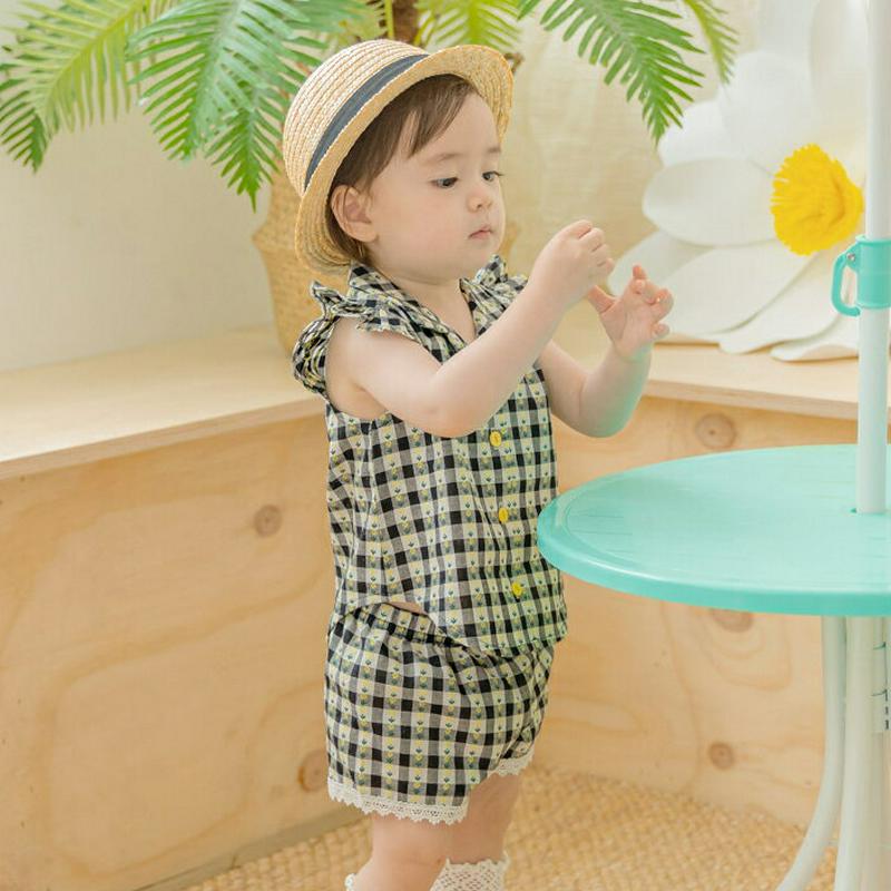 花柄チェックブラウス上下SET(ブラック)・p004600 キッズ【0~2才】【set】【セットアップ セット setup チェック柄 ギンガムチェック 花柄 スリーブレス フリル ブラウス ショートパンツ 半ズボン 韓国 韓国子供服 こども 子供服 こども服】【KIDS】