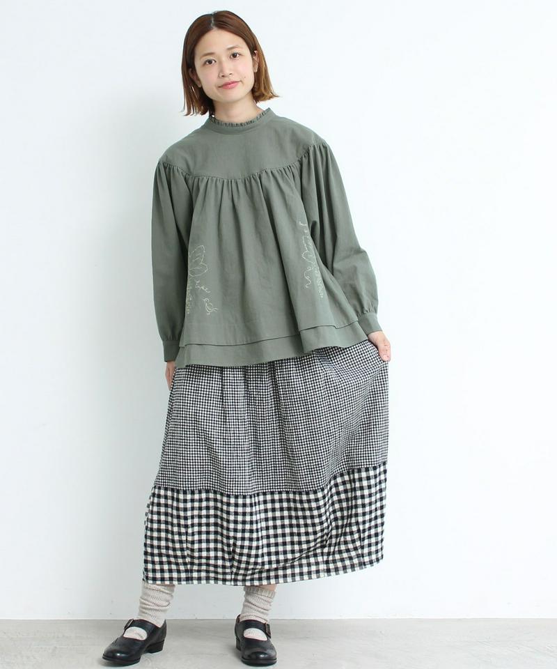 【WEB/一部店舗限定】eiπe 山葡萄刺繍　2WAYギャザーブラウス（eiπe）