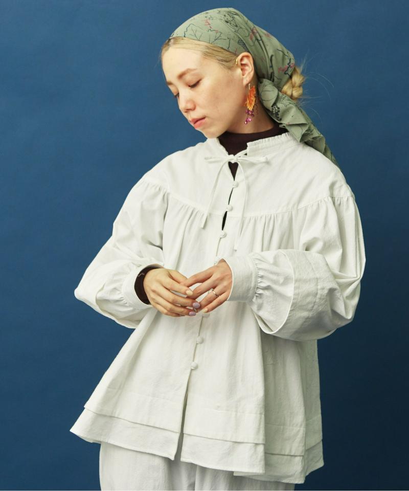 〇eiπe 山葡萄刺繍　2WAYギャザーブラウス（eiπe）