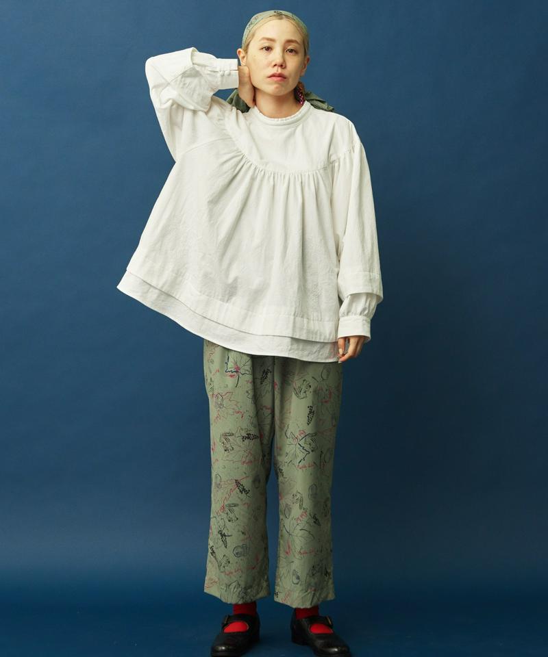 〇eiπe 山葡萄刺繍　2WAYギャザーブラウス（eiπe）