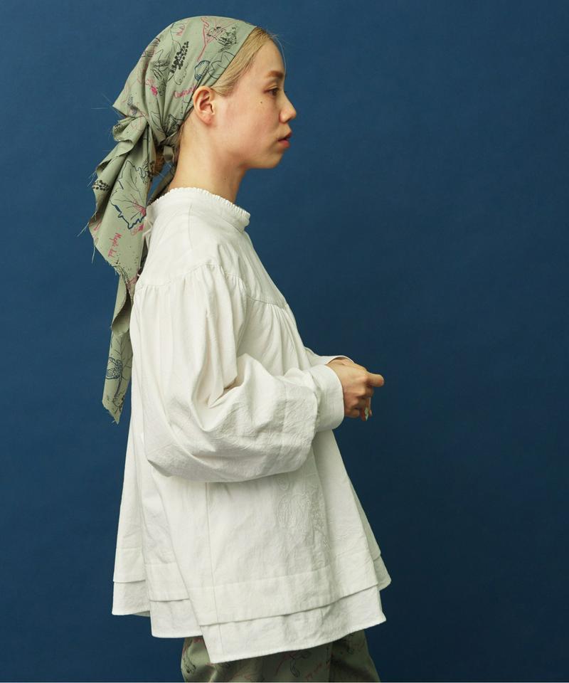〇eiπe 山葡萄刺繍　2WAYギャザーブラウス（eiπe）