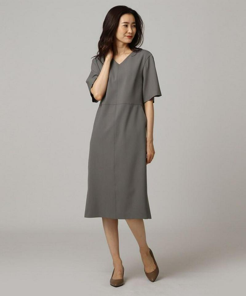 トスカーナブリーゼストレッチ袖フレアワンピース