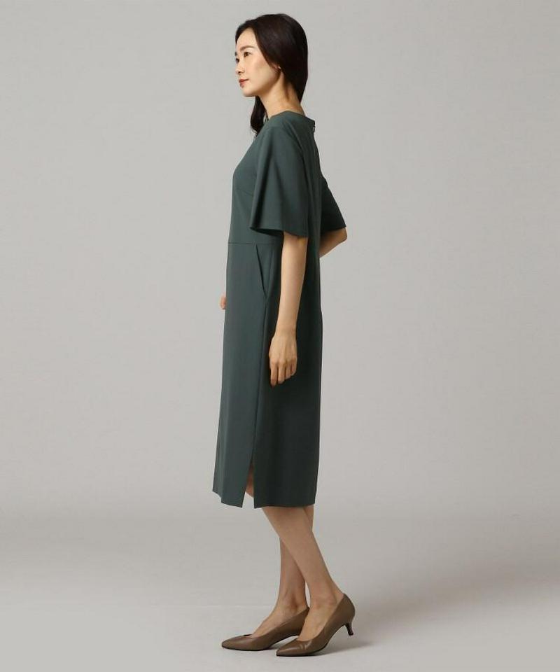 トスカーナブリーゼストレッチ袖フレアワンピース