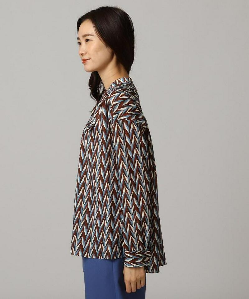 ラッティーアロープリントブラウス