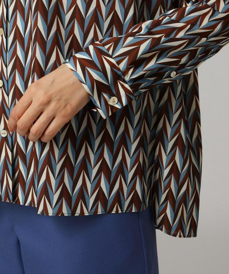 ラッティーアロープリントブラウス