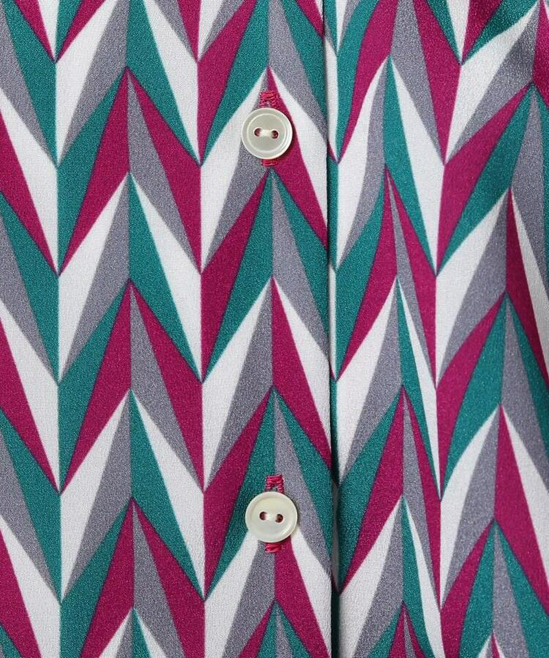 ラッティーアロープリントブラウス