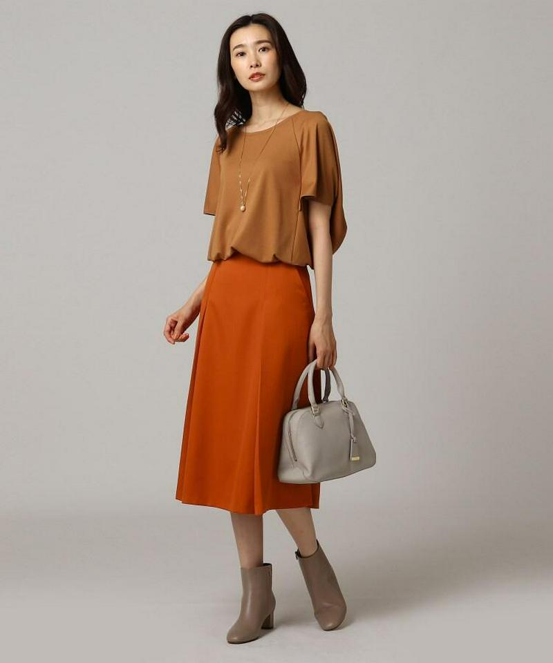 ウール混タックフレアスカート