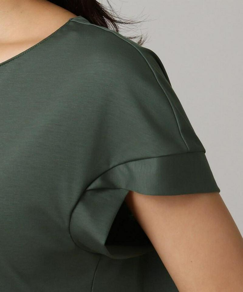 キーネックスムースプルオーバー