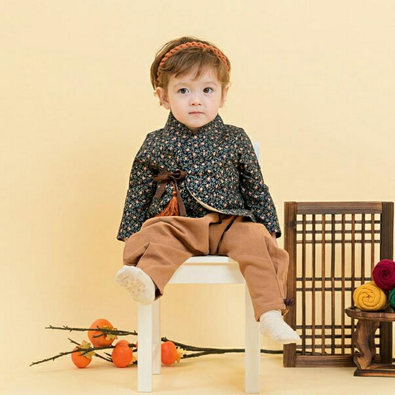 花柄トップ&パンツ韓服SET・p005072 キッズ【0~2才】【set】【セットアップ セット setup 長袖 長ズボン パンツ 韓服 花柄 タッセル パジチョゴリ 上品 男の子 ベビー プレゼント 韓国 韓国子供服 子供 こども 子供服 こども服】【KIDS】