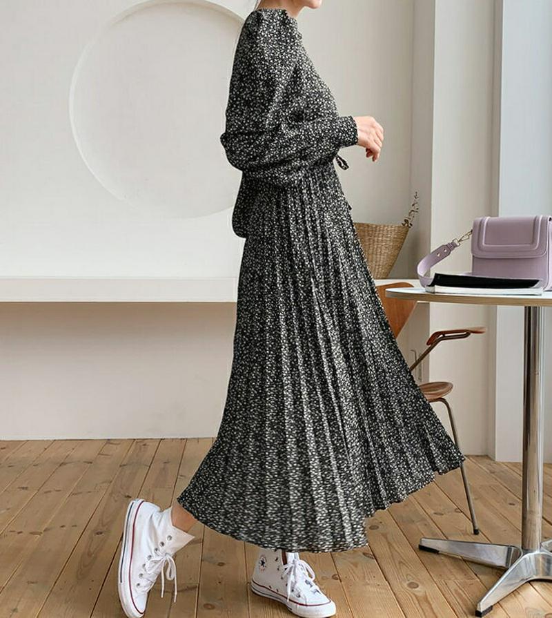 【只今セール】ドロストプリーツ花柄ワンピース・全3色・t60695 レディース【ops】【韓国 ファッション ワンピース ロングワンピース ドロスト ストリング ウエストゴム プリーツ Vネック 鎖骨 デコルテ 花柄 長袖 パフスリーブ 春 秋】【TI】