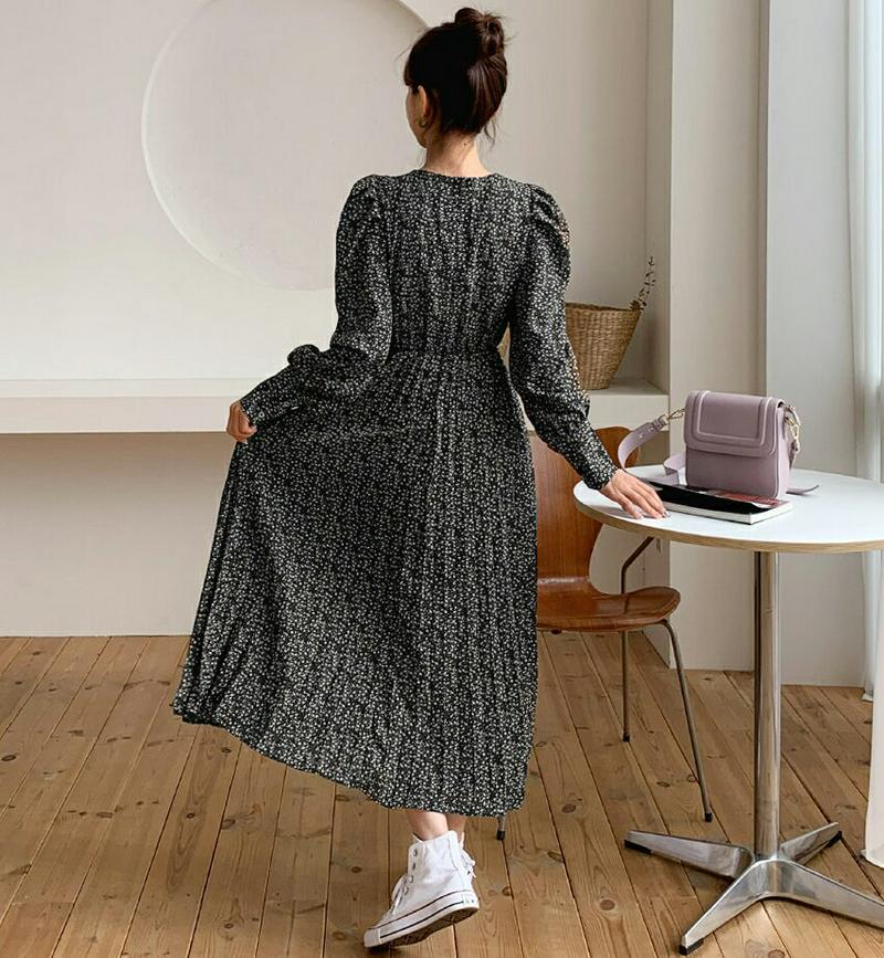 【只今セール】ドロストプリーツ花柄ワンピース・全3色・t60695 レディース【ops】【韓国 ファッション ワンピース ロングワンピース ドロスト ストリング ウエストゴム プリーツ Vネック 鎖骨 デコルテ 花柄 長袖 パフスリーブ 春 秋】【TI】