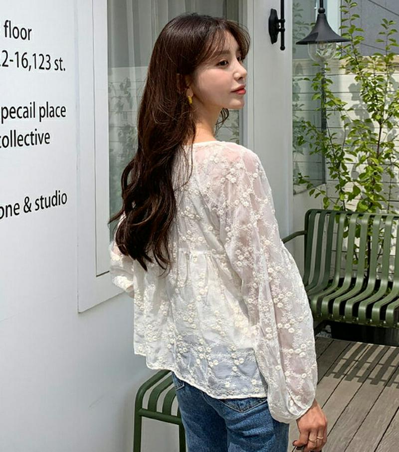 【新作10%OFF】フラワー刺繍ブラウス・全1色・b60682 レディース【bl】【韓国 ファッション トップス ブラウス ラグ