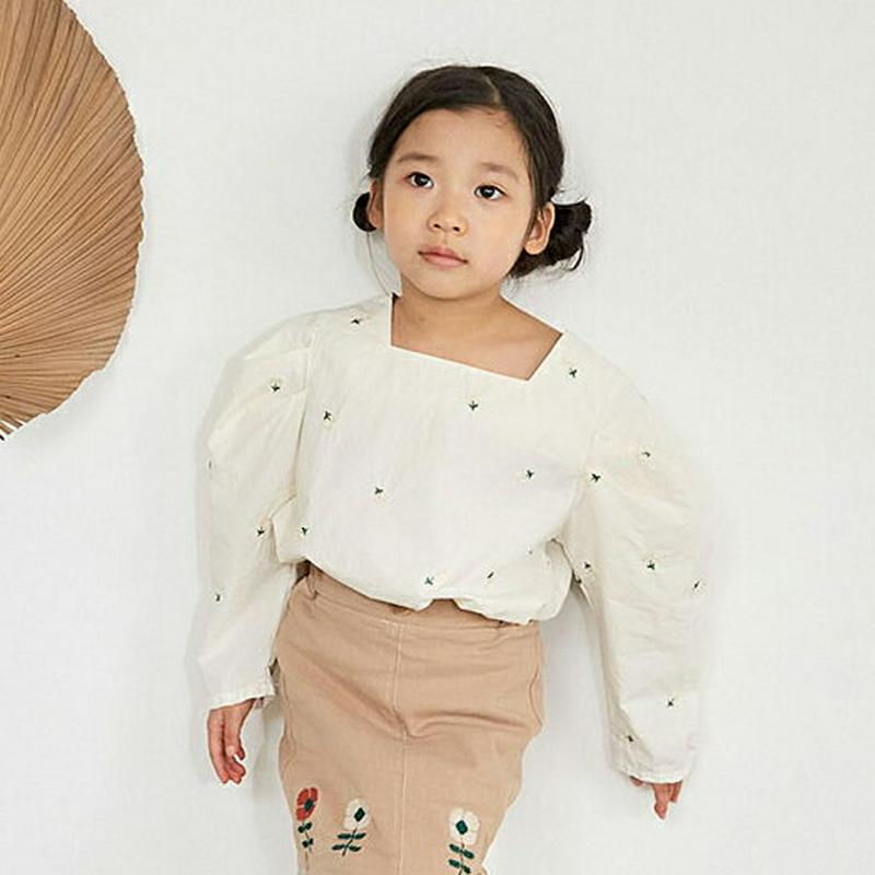 【新作10%OFF】フラワー刺繍スクエアネックブラウス・u05270 キッズ【3~8才】【bl】【トップス ブラウス 長袖 スク